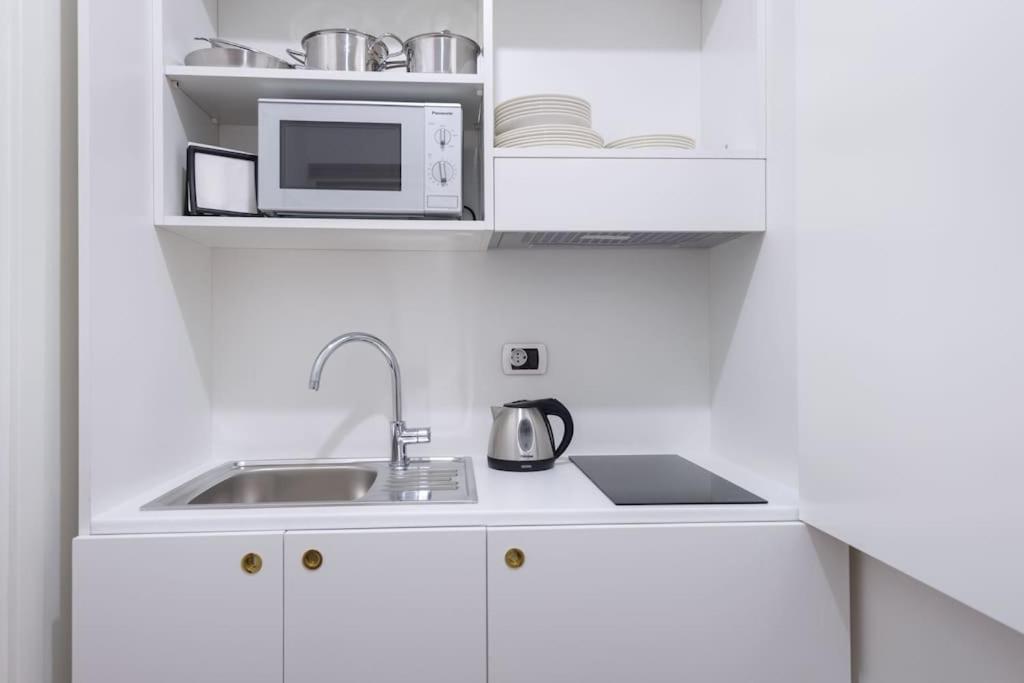 Discover The Pantheon From The Berardi Studio Flat Bagian luar foto