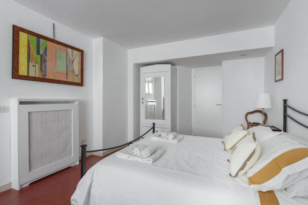 Discover The Pantheon From The Berardi Studio Flat Bagian luar foto